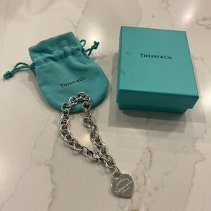 Return to Tiffany’s sterling silver bracelet